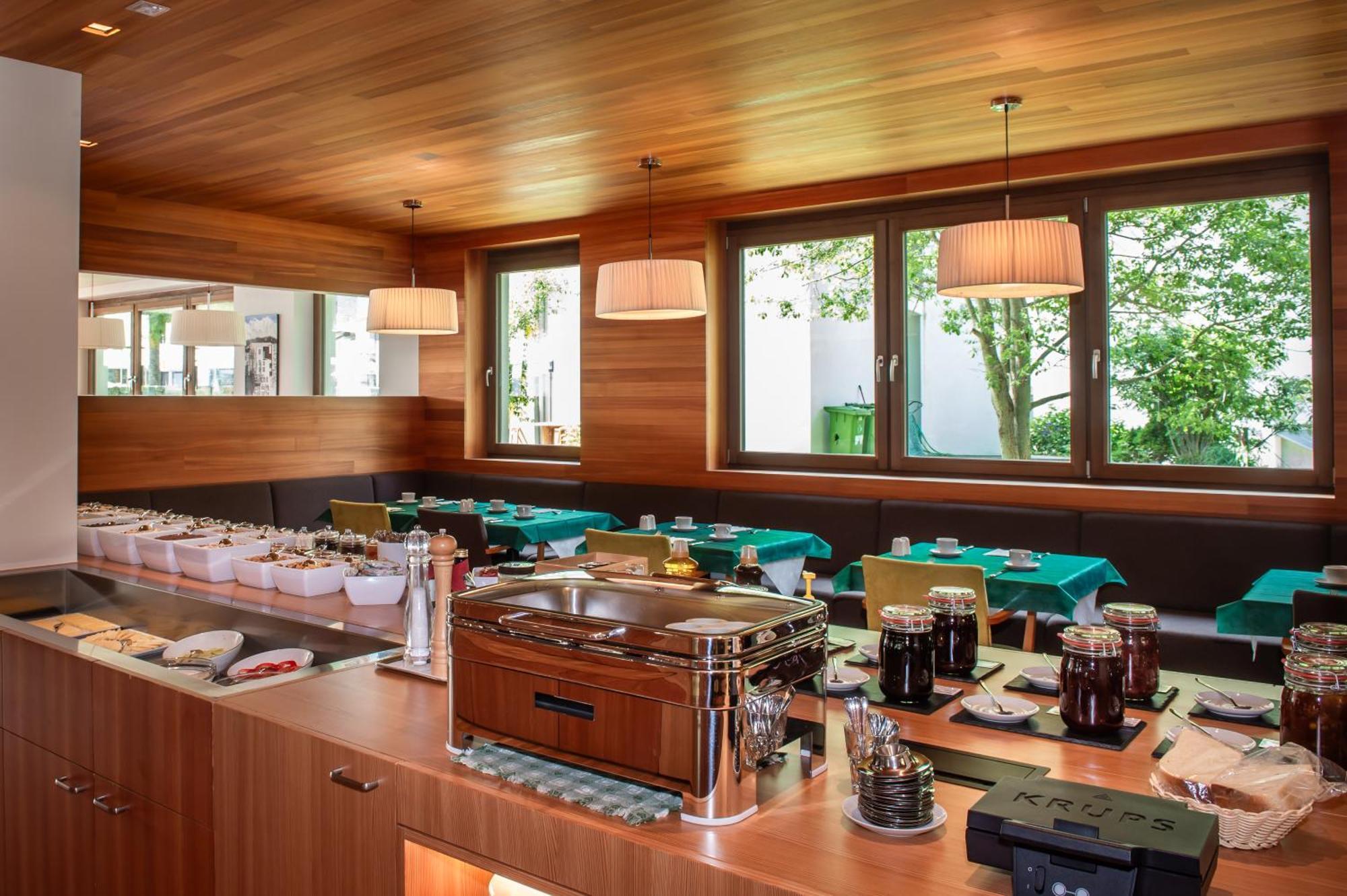 Bed & Breakfast Hostel Nives ソルダ エクステリア 写真